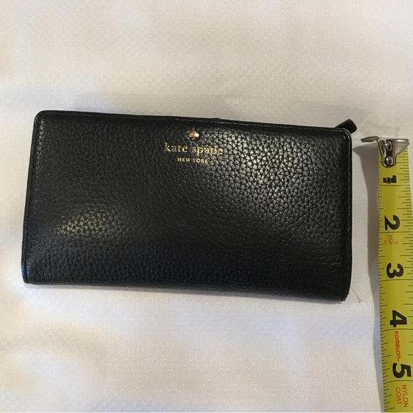 Bundle Kate Spade Wallets ( Light pink and Black) Pre-owned very good condition - Picture 7 of 10